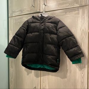 Boys Old Navy Black and Green Puffer Coat size 4T